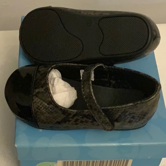 NIB Natural step Mary Jean shoes size 6. - Picture 4 of 5